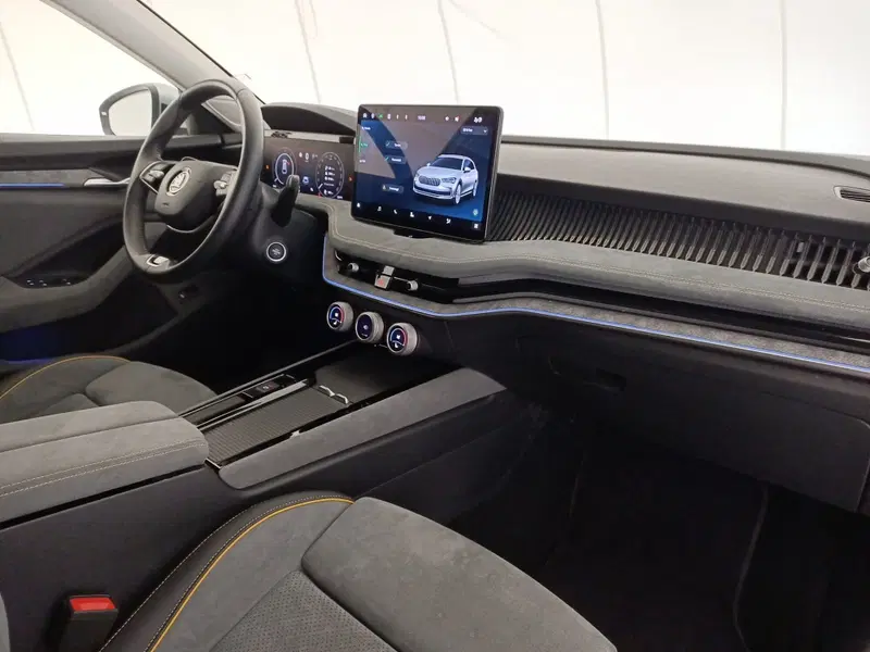 Skoda Superb usata a Lecce (7)