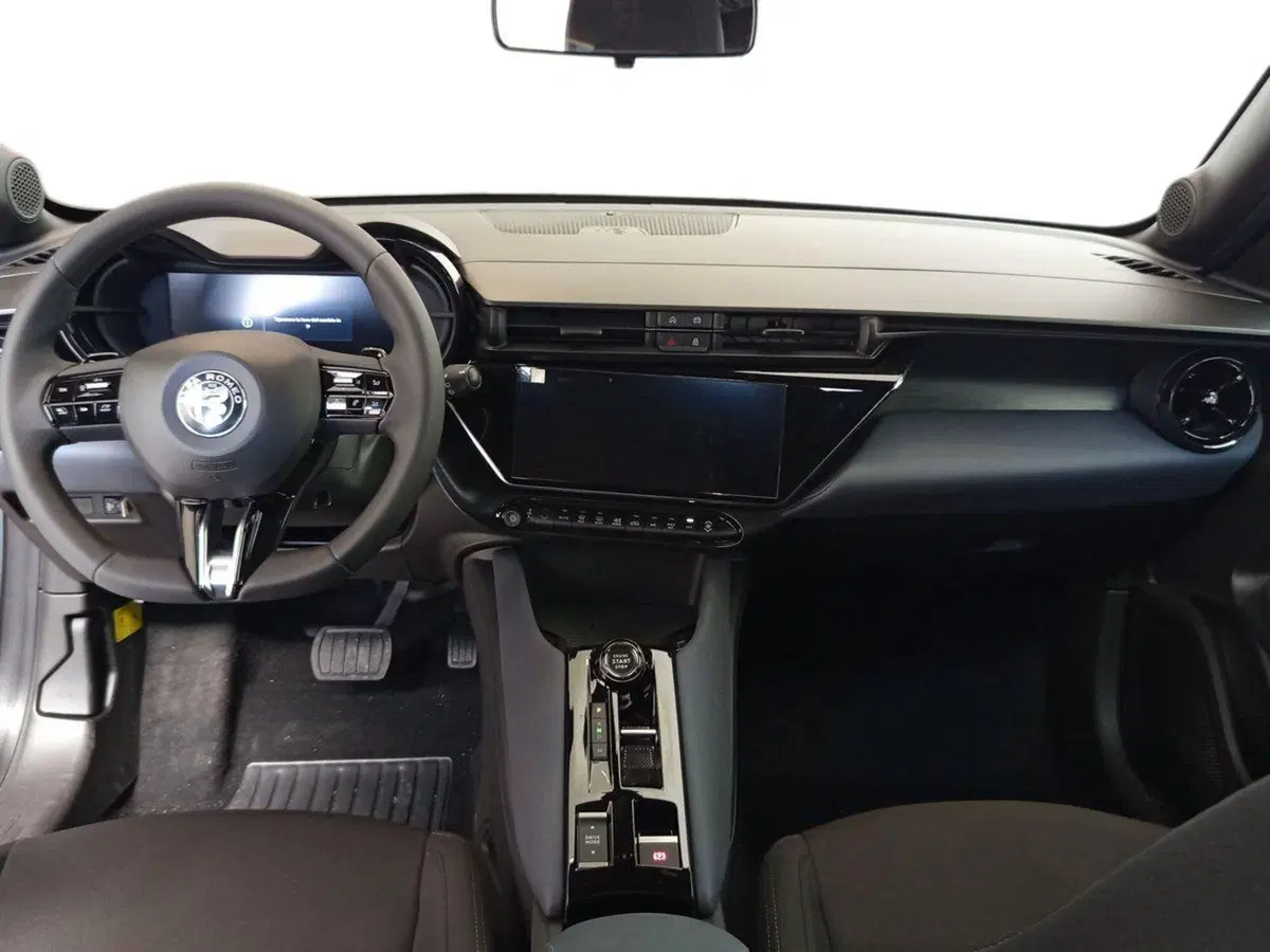 Alfa Romeo Junior nuova a Taranto (8)