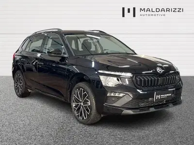 Skoda Kamiq 1.0 tsi Black Dots 115cv dsg del 2025 usata a Trani