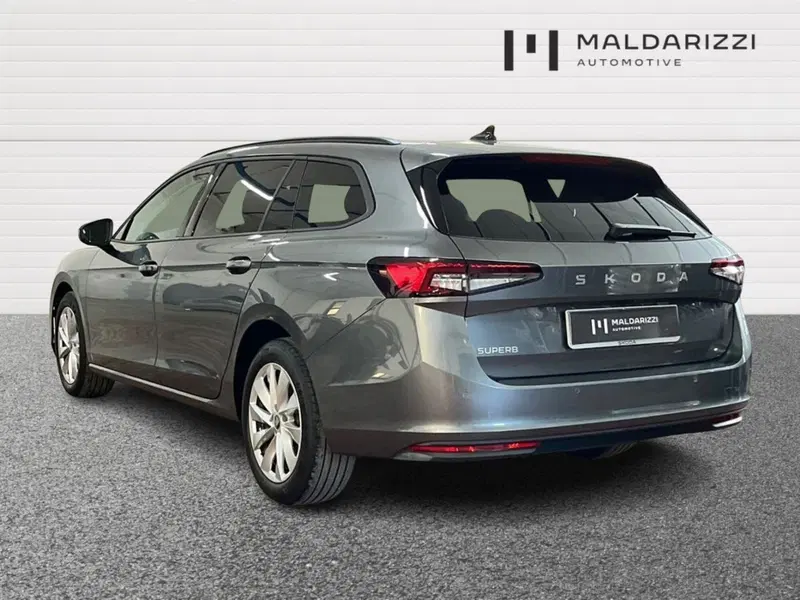 Skoda Superb usata a Foggia (4)