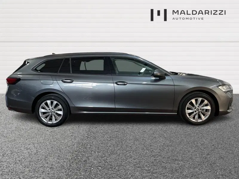 Skoda Superb usata a Foggia (5)