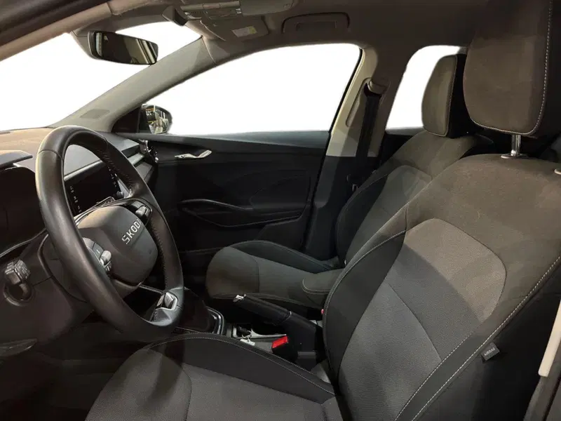 Skoda Fabia usata a Bari (7)