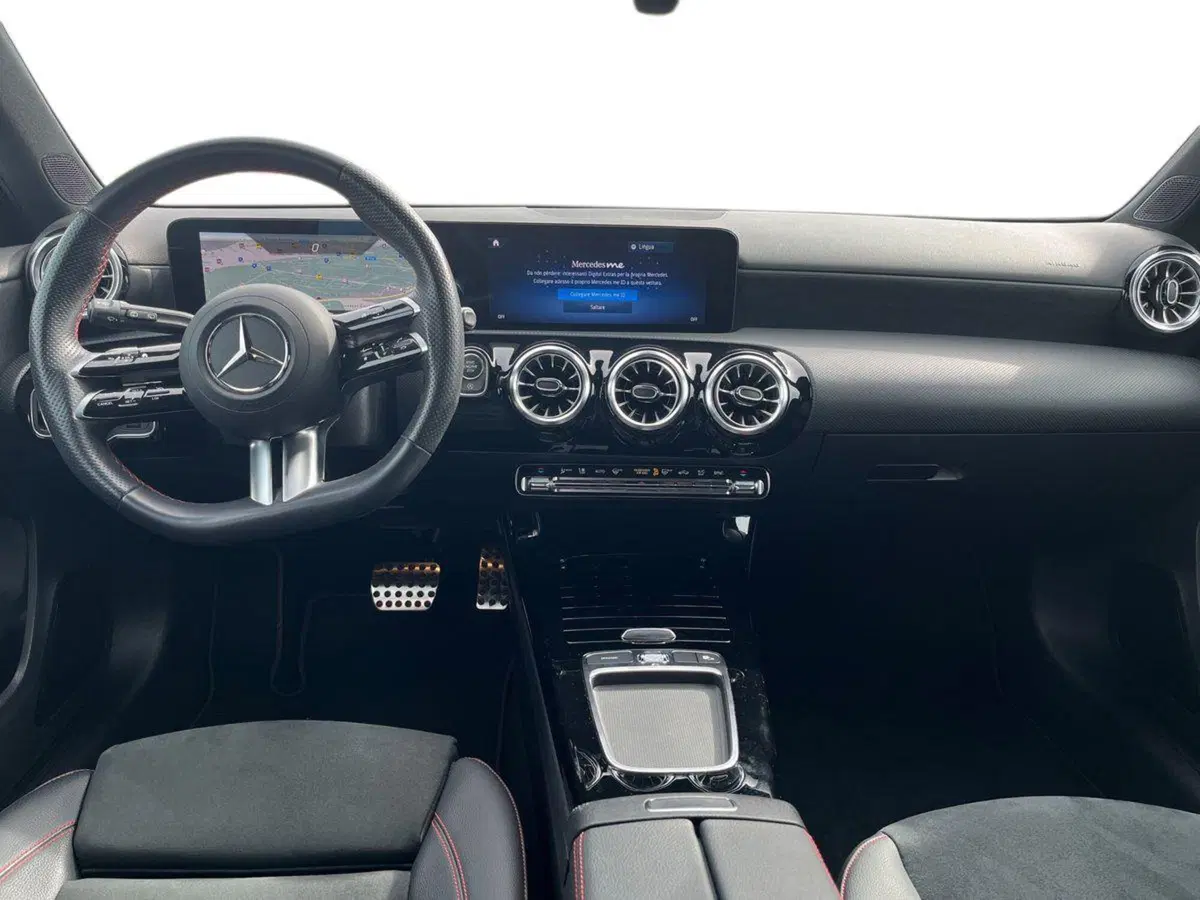 Mercedes-Benz Classe A usata a Taranto (9)