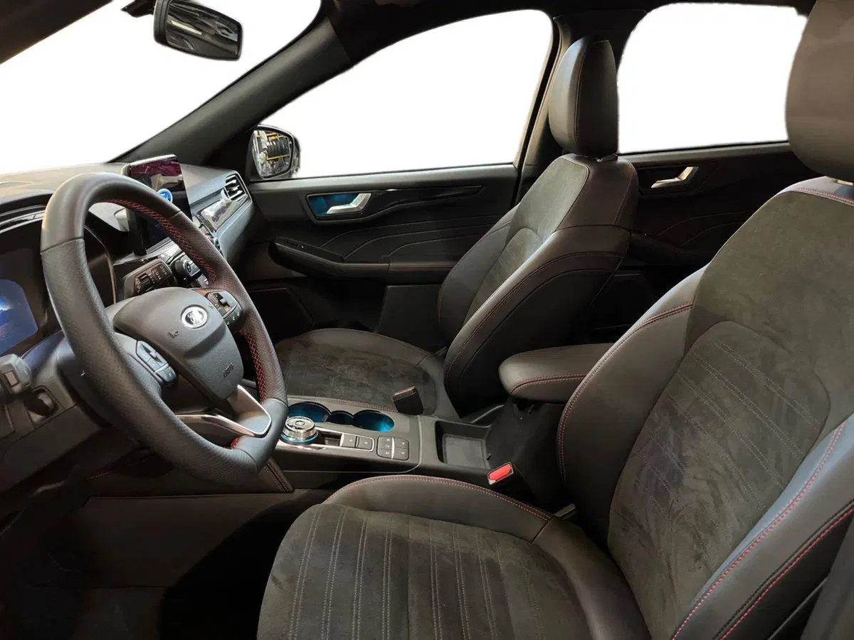 Ford Kuga usata a Matera (7)
