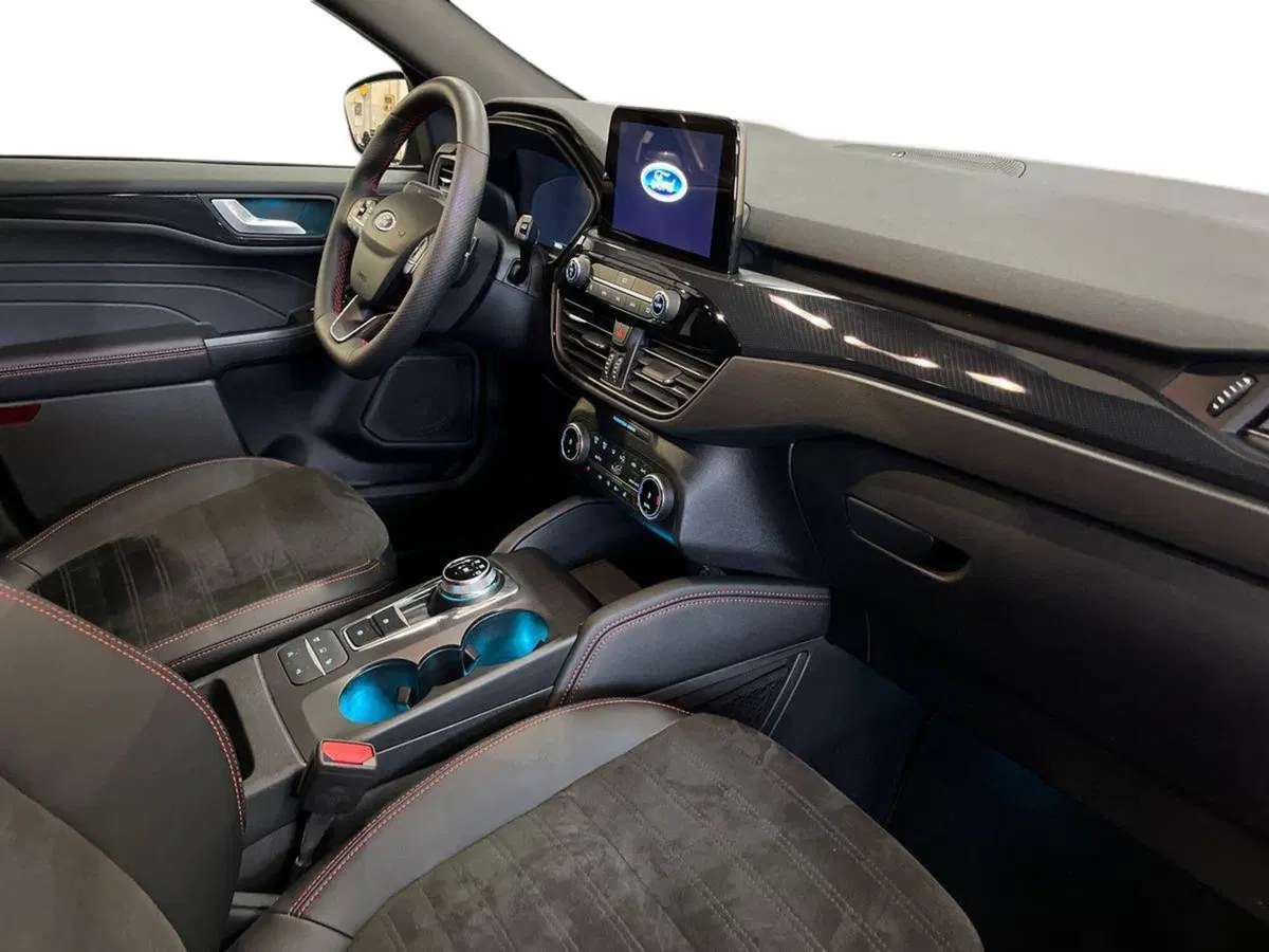 Ford Kuga usata a Matera (9)