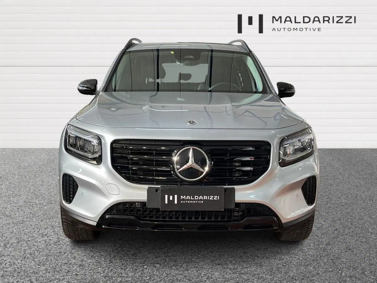 Mercedes-Benz GLB usata a Bari (2)