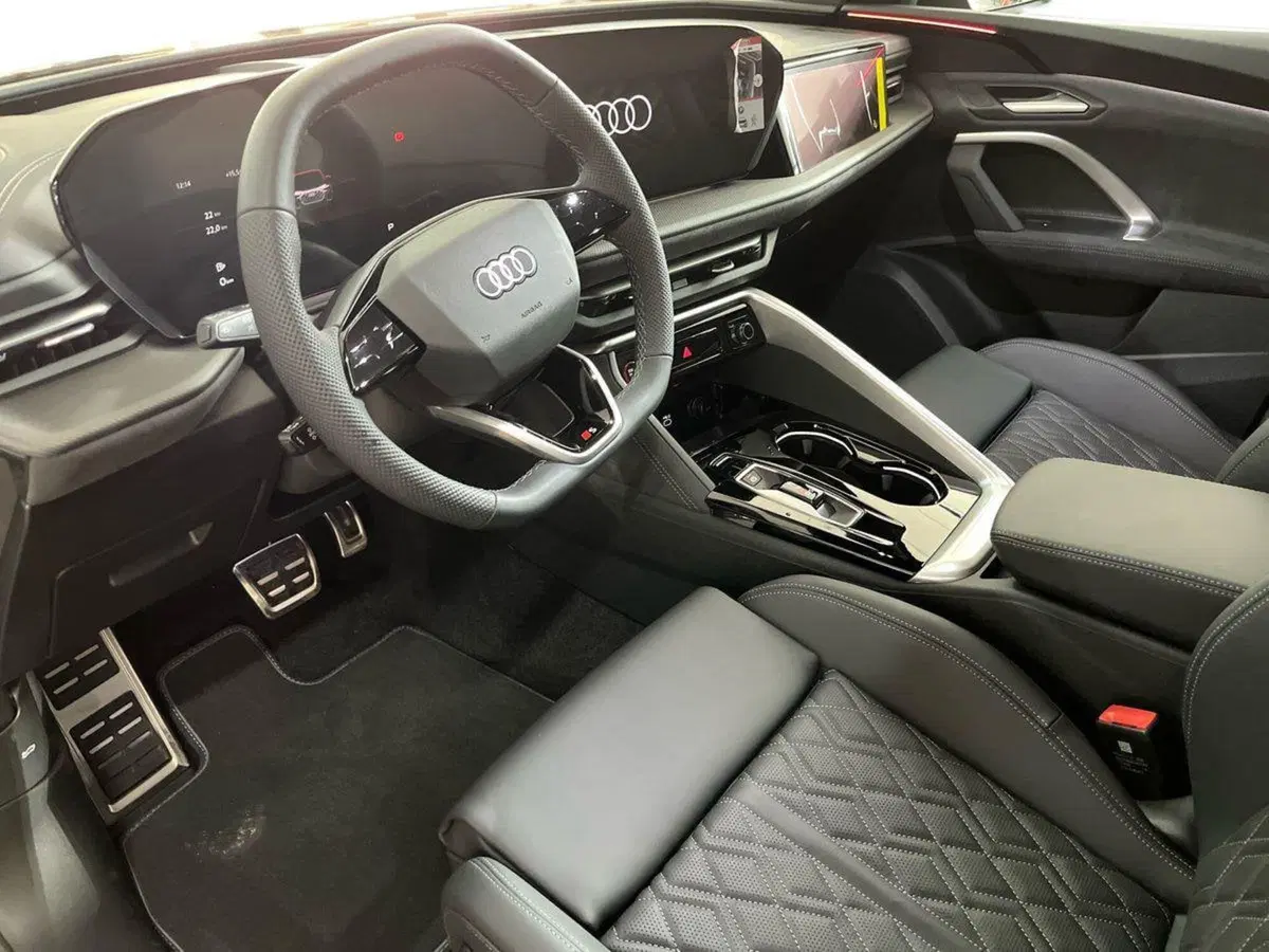 Audi Q5 Sportback nuova a Barletta-Andria-Trani (10)