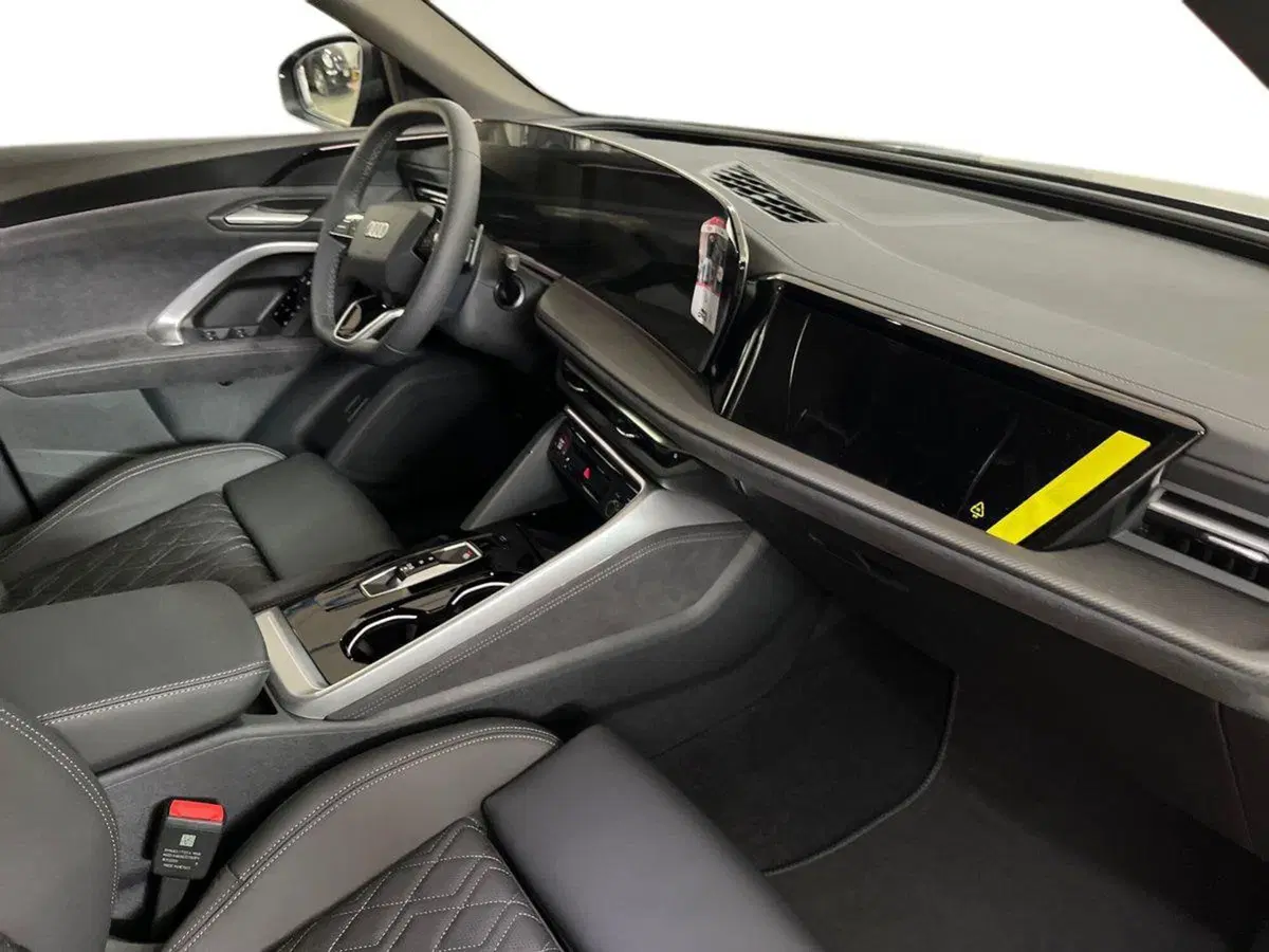 Audi Q5 Sportback nuova a Barletta-Andria-Trani (9)