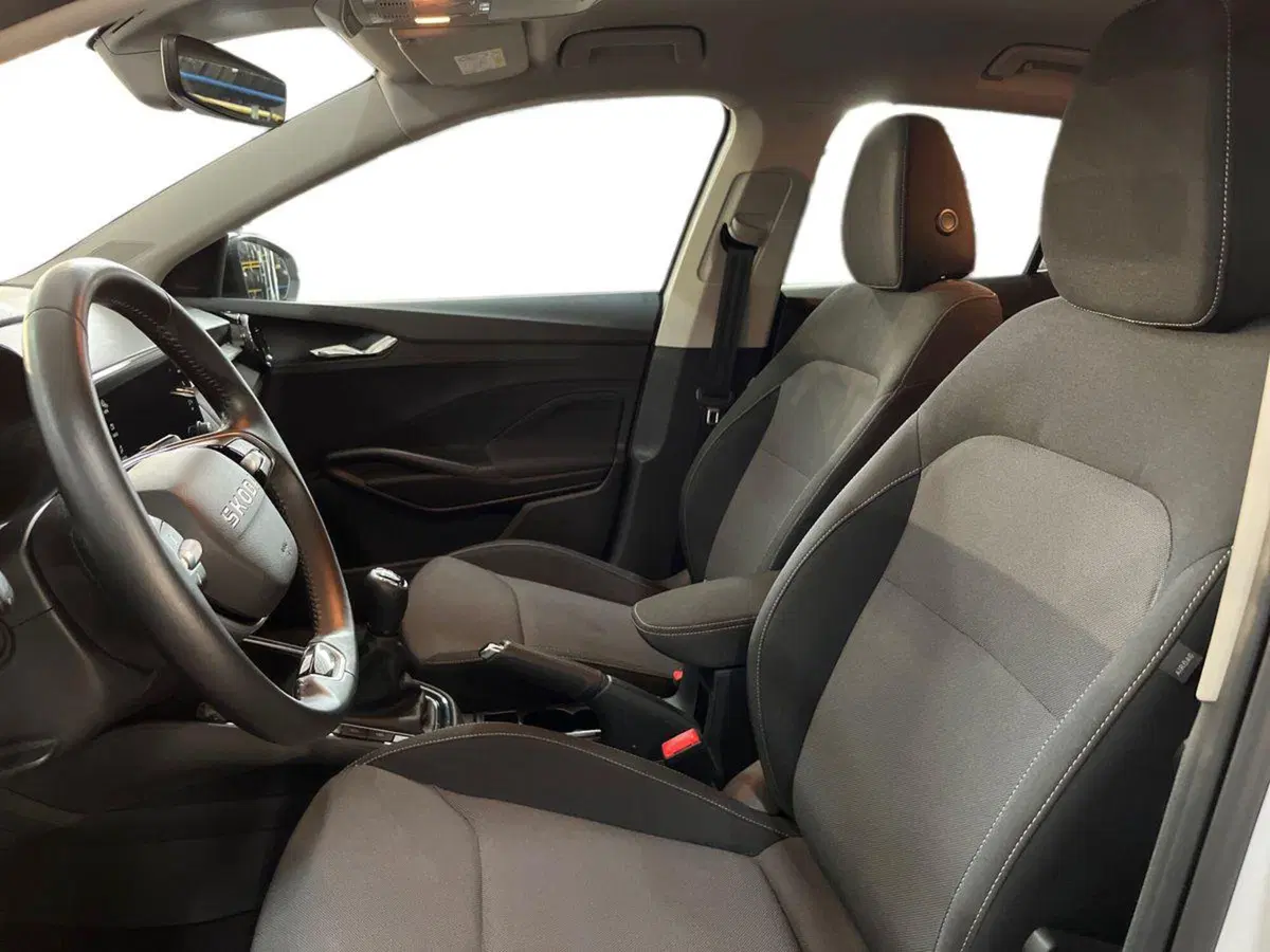 Skoda Fabia usata a Bari (7)