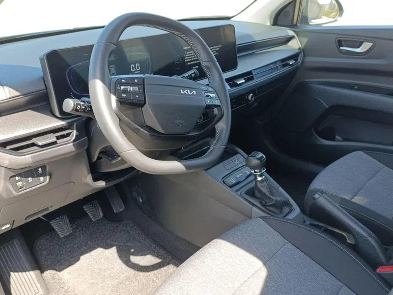 Kia Stonic usata a Bari (10)