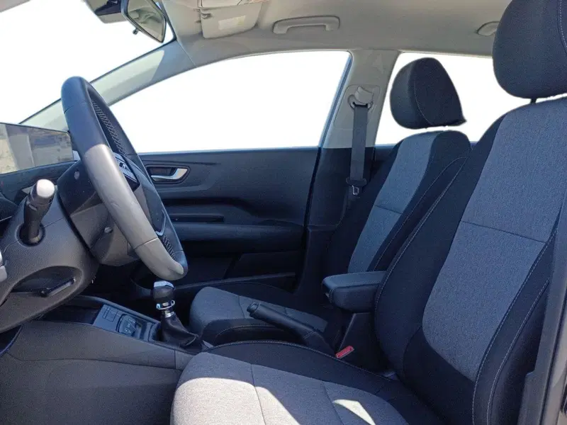 Kia Stonic usata a Bari (7)