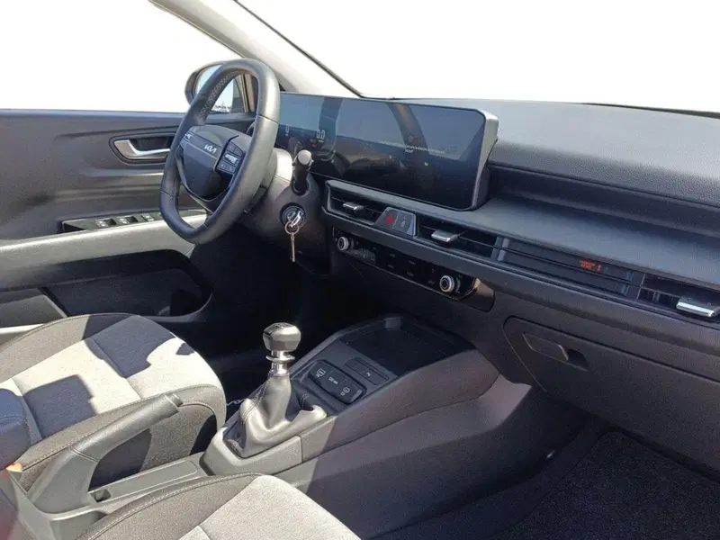 Kia Stonic usata a Bari (9)