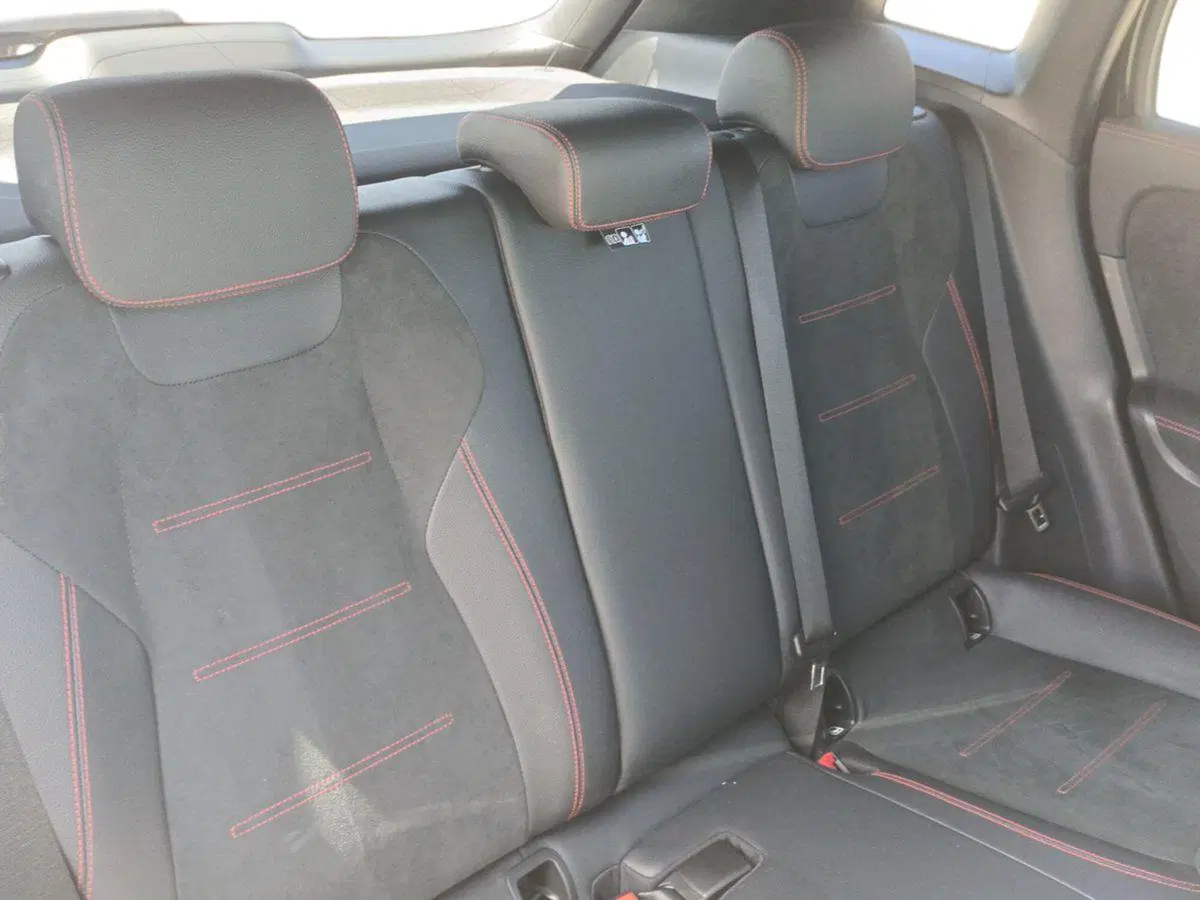 Mercedes-Benz GLA SUV usata a Bari (16)