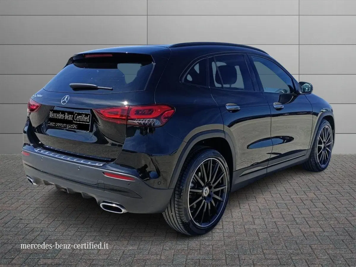 Mercedes-Benz GLA SUV usata a Bari (2)