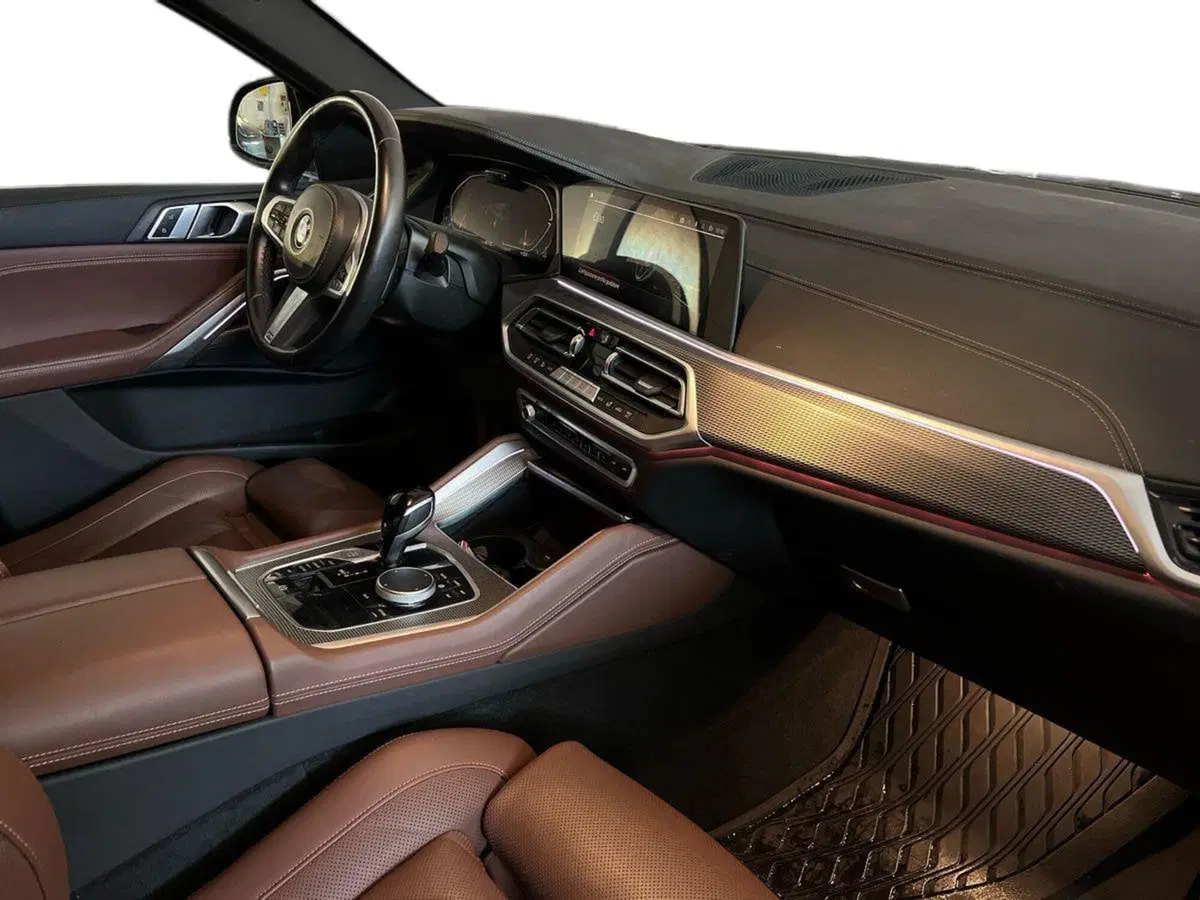 BMW X6 usata a Bari (9)