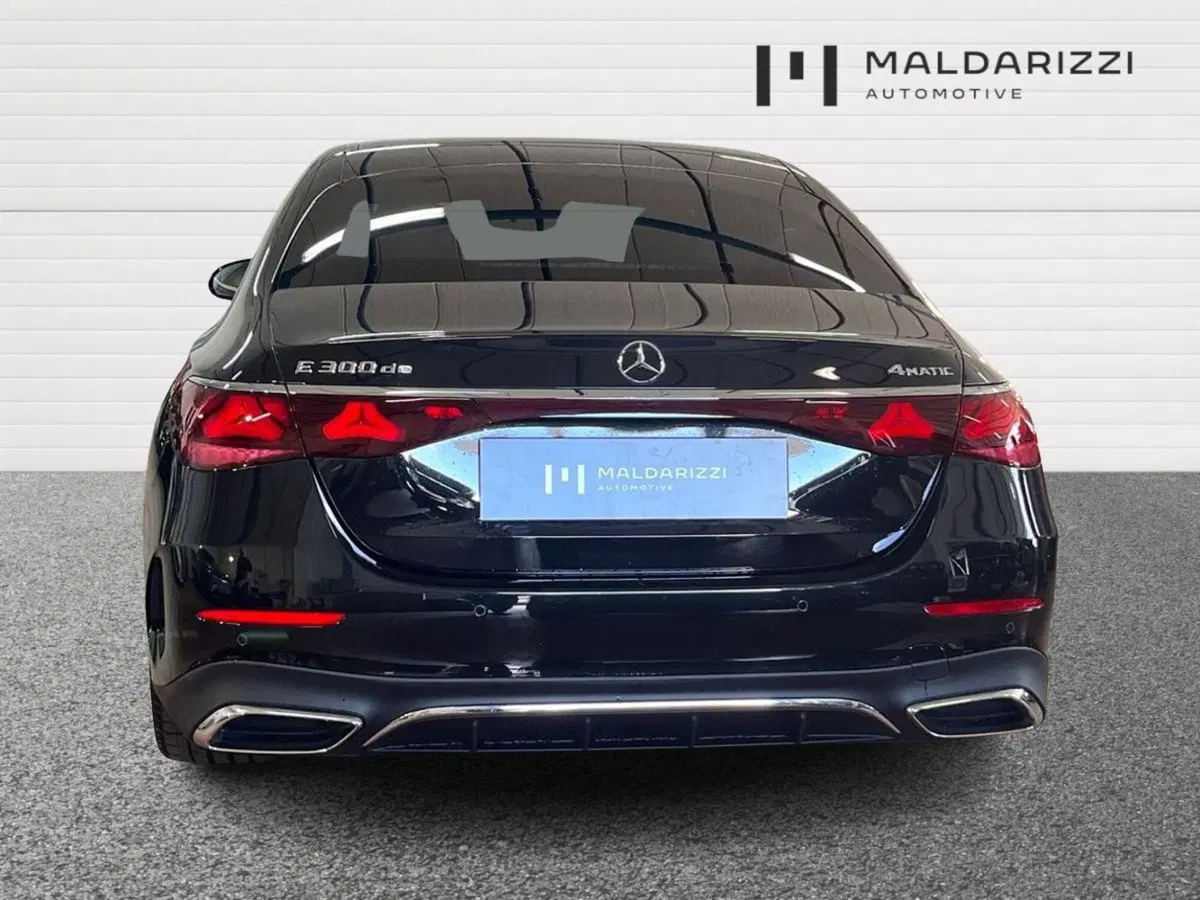Mercedes-Benz Classe E usata a Bari (3)