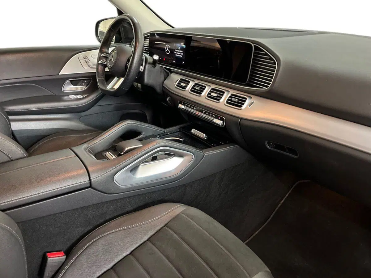 Mercedes-Benz GLE SUV usata a Bari (9)