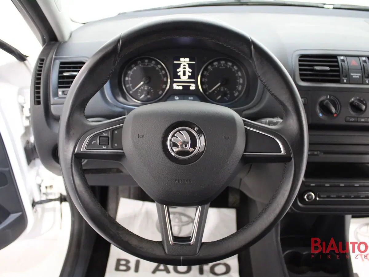 Skoda Fabia usata a Firenze (10)