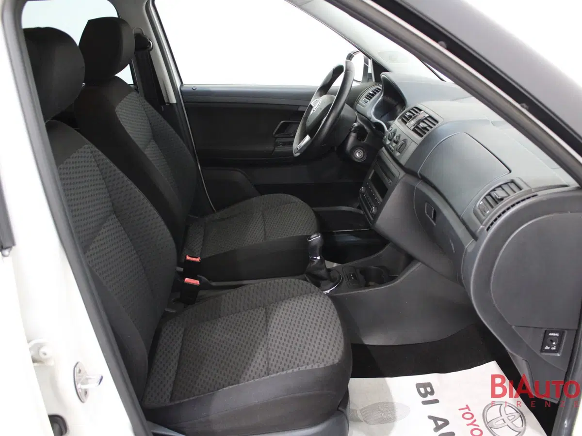 Skoda Fabia usata a Firenze (6)