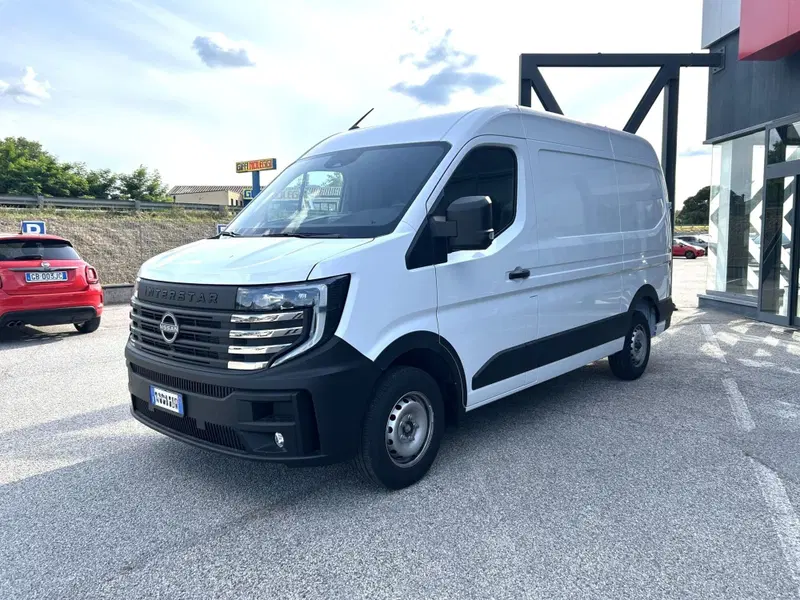 Nissan Interstar Furgone usata a Ferrara