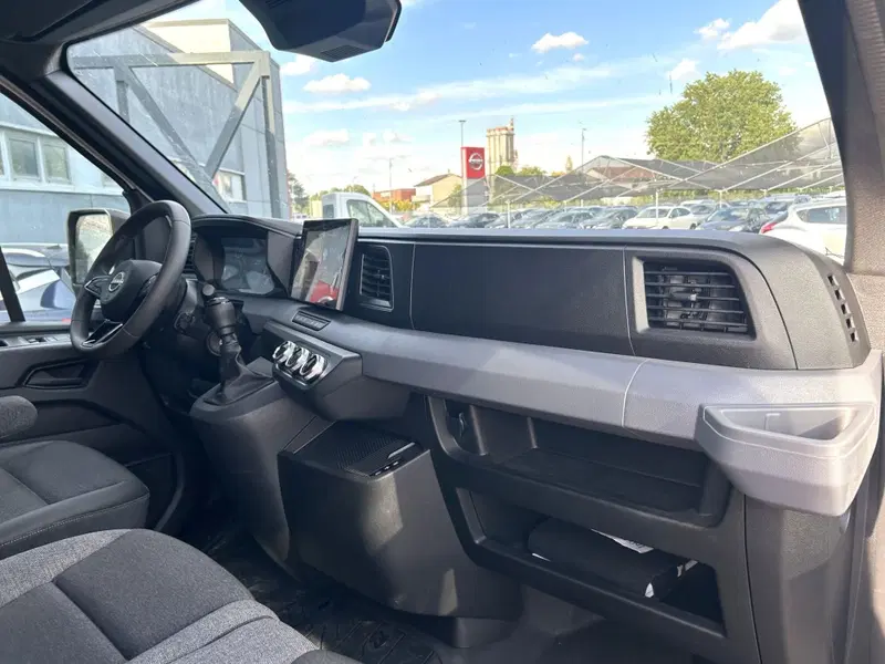 Nissan Interstar Furgone usata a Ferrara (11)