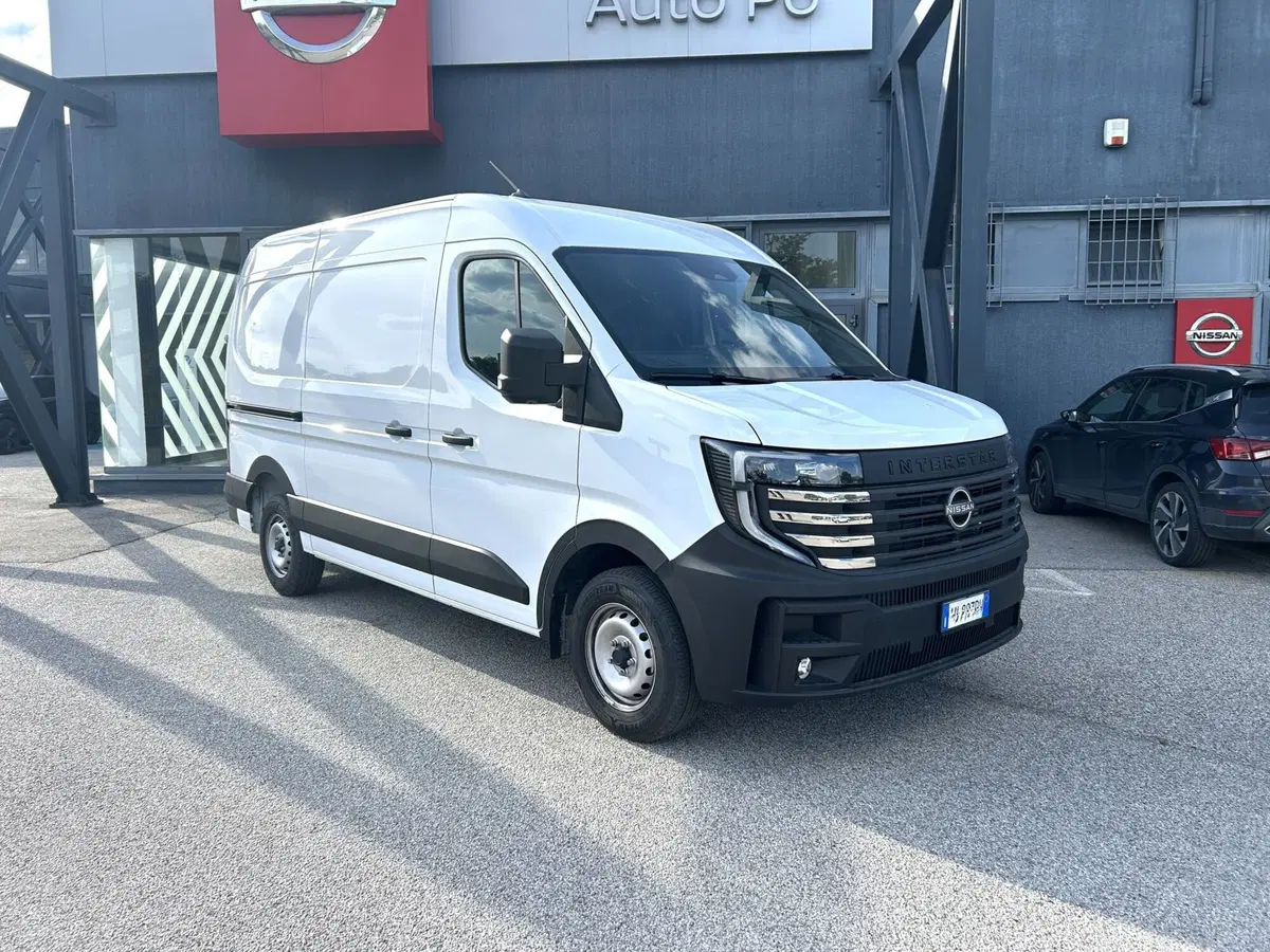 Nissan Interstar Furgone usata a Ferrara (3)