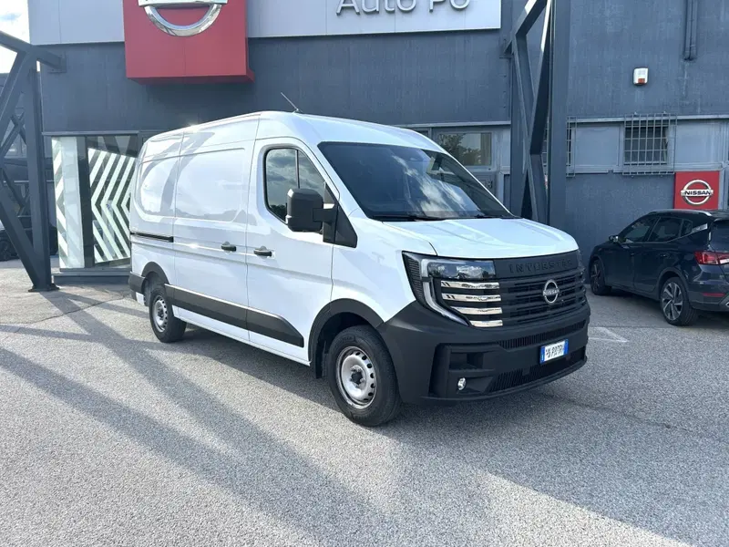 Nissan Interstar Furgone usata a Ferrara (3)