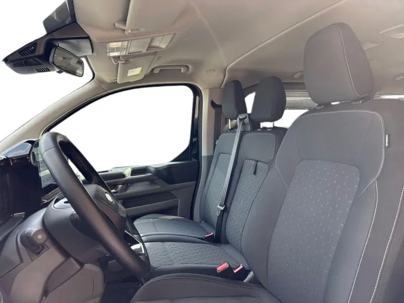 Ford Tourneo Custom usata a Pescara (11)