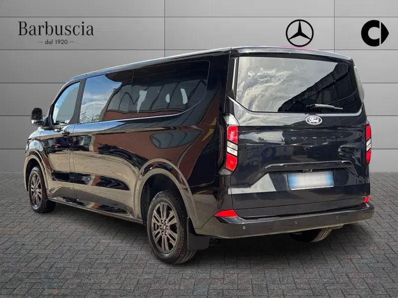 Ford Tourneo Custom usata a Pescara (4)