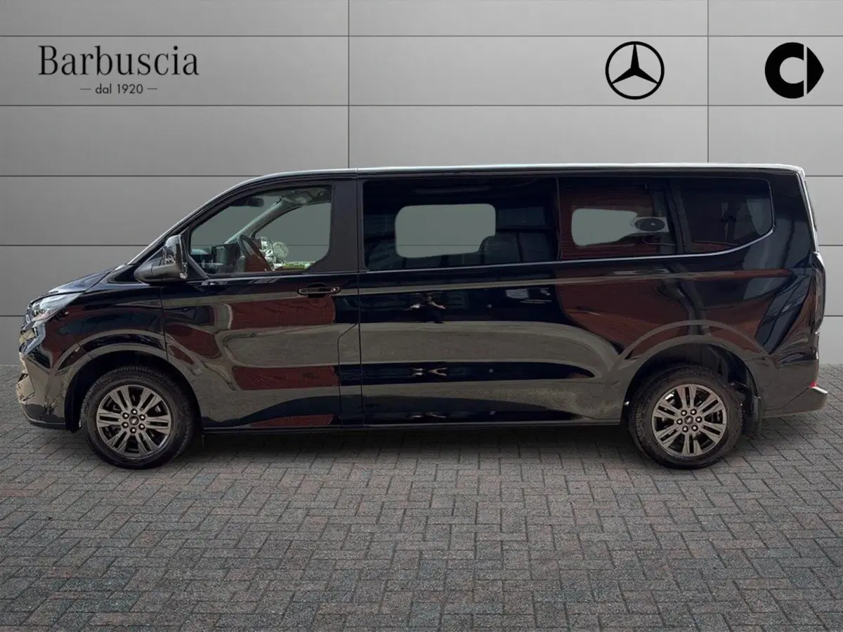 Ford Tourneo Custom usata a Pescara (5)