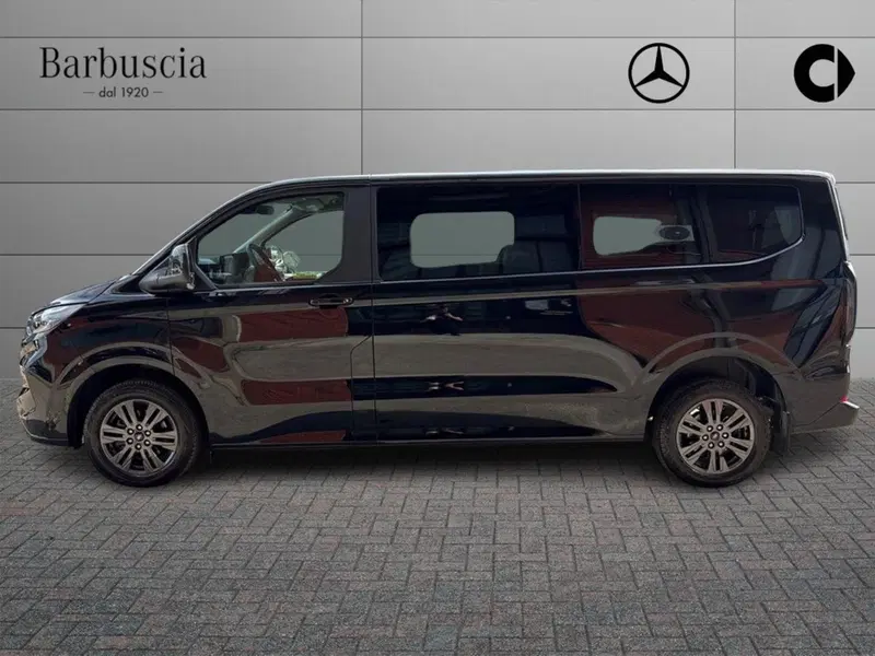 Ford Tourneo Custom usata a Pescara (5)