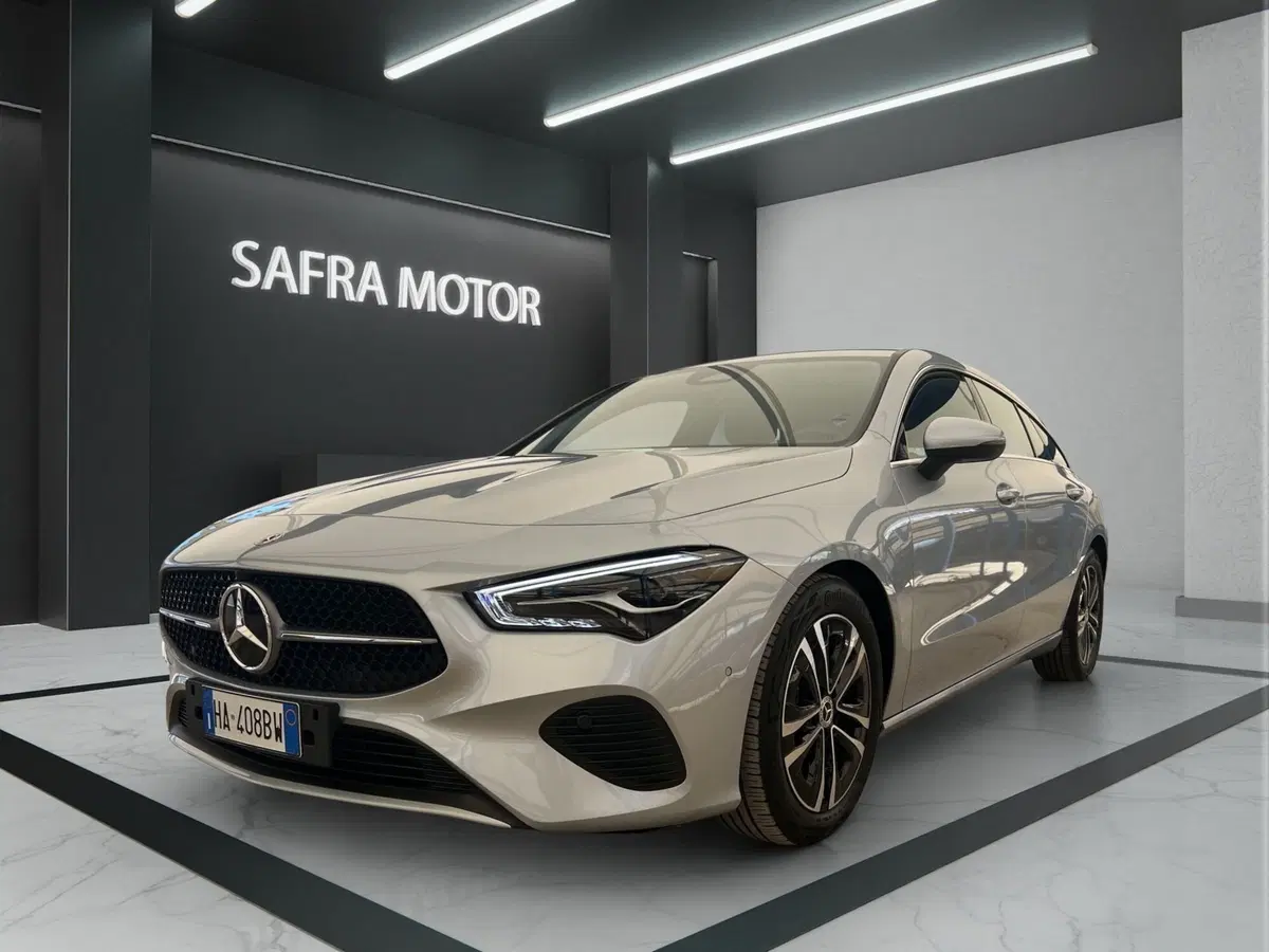 Mercedes-Benz CLA Shooting Brake usata a Cosenza