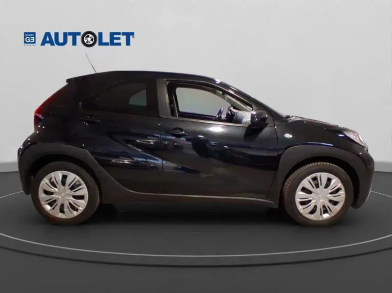 Toyota Aygo X usata a Genova (4)