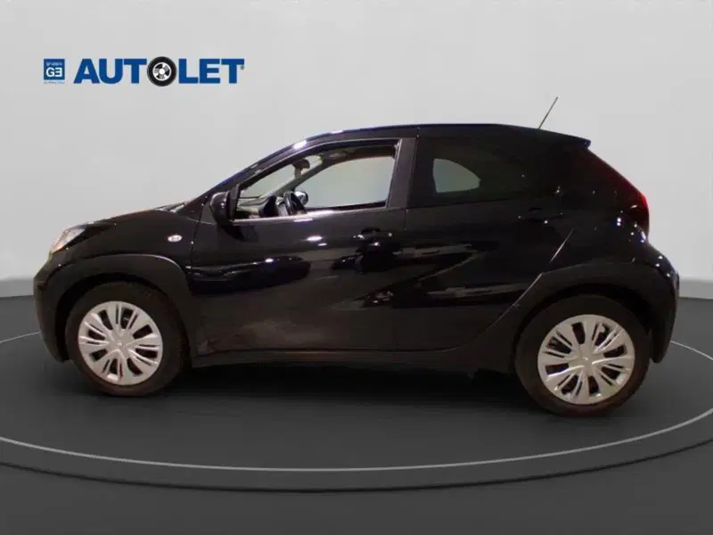 Toyota Aygo X usata a Genova (5)