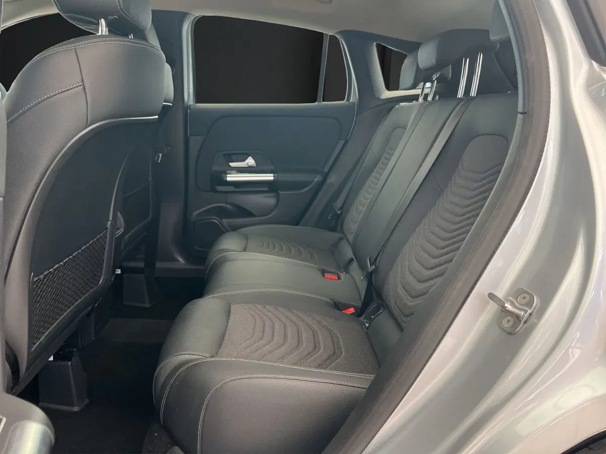 Mercedes-Benz GLA SUV usata a Cosenza (13)