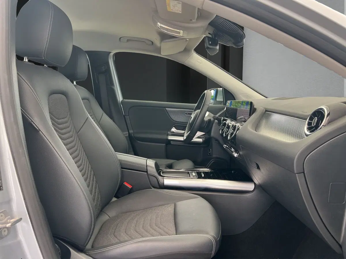 Mercedes-Benz GLA SUV usata a Cosenza (18)