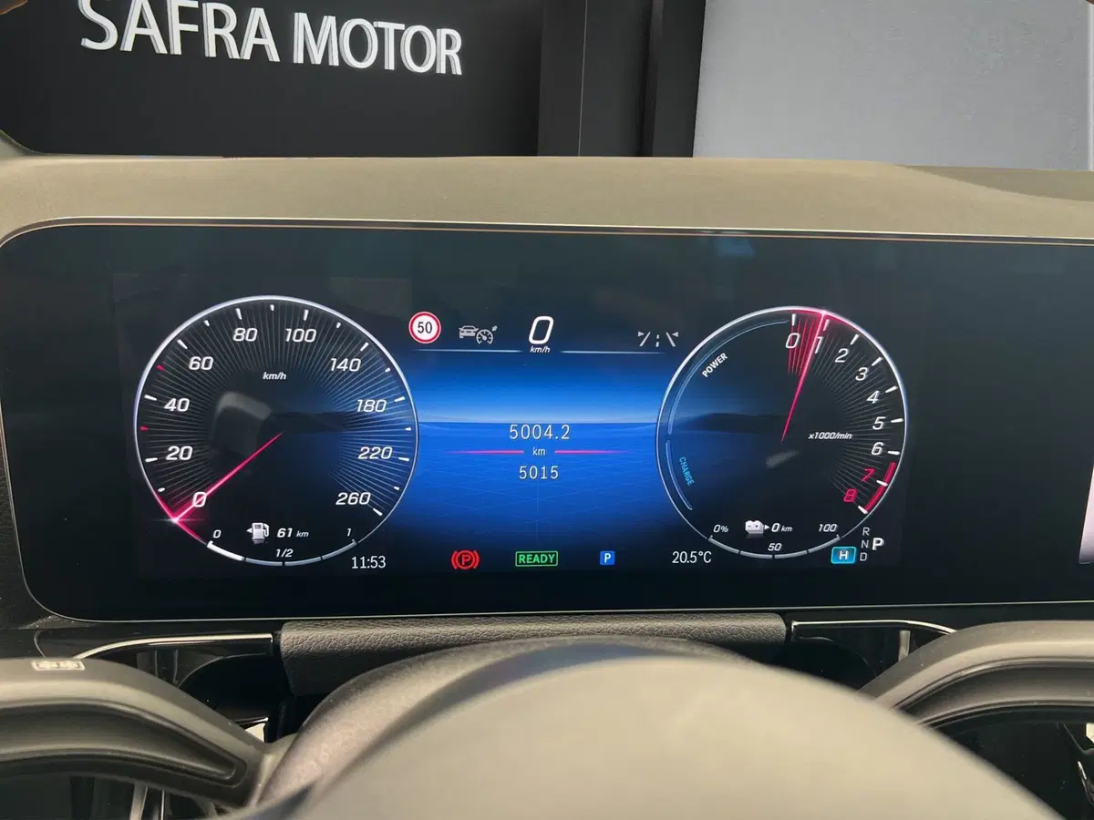 Mercedes-Benz GLA SUV usata a Cosenza (11)