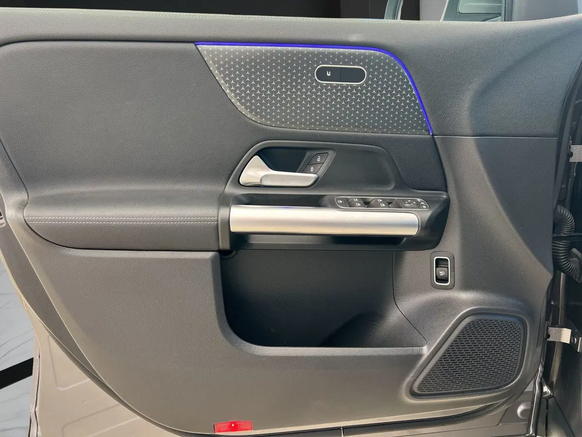 Mercedes-Benz GLA SUV usata a Cosenza (12)