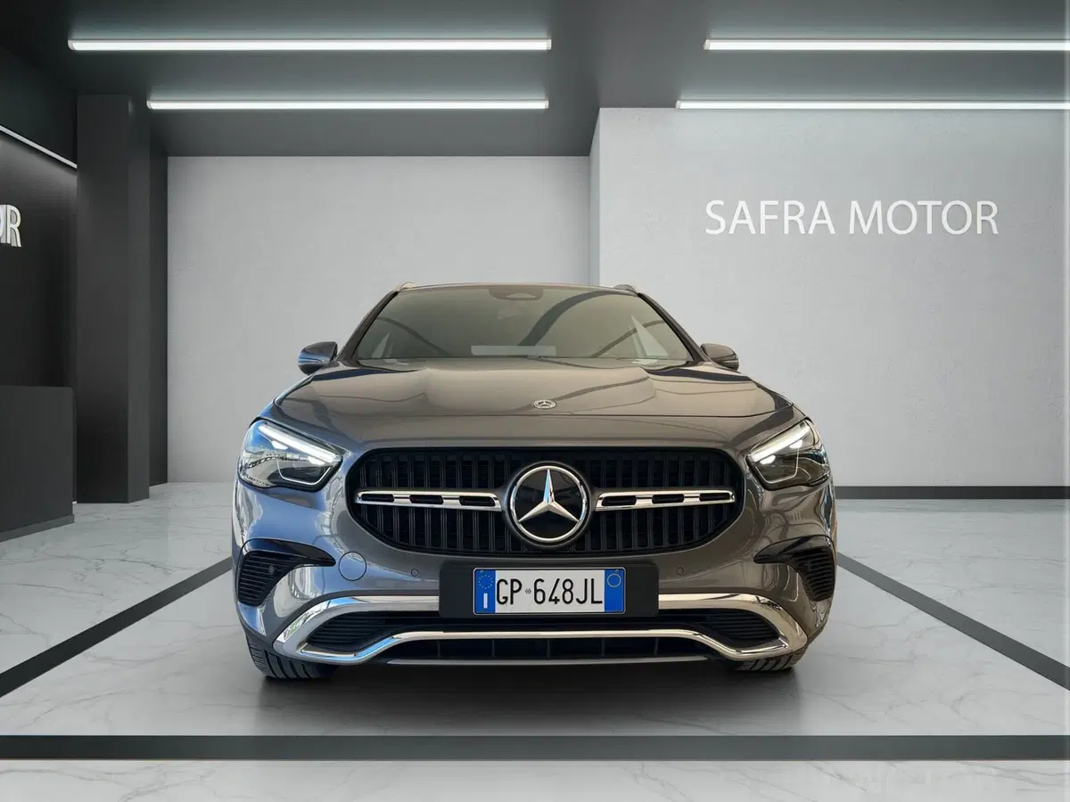 Mercedes-Benz GLA SUV usata a Cosenza (2)