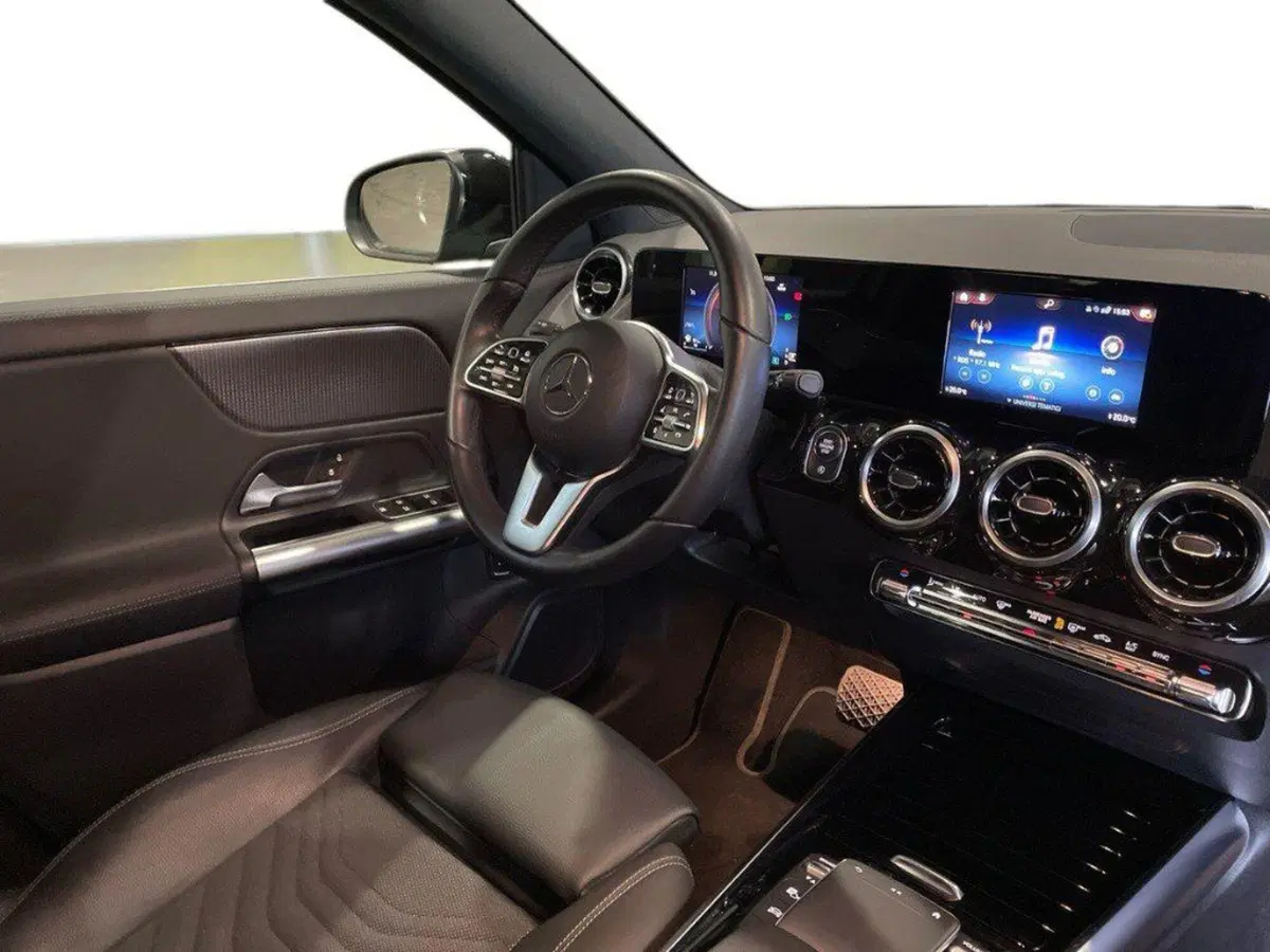 Mercedes-Benz GLA SUV usata a Ancona (12)