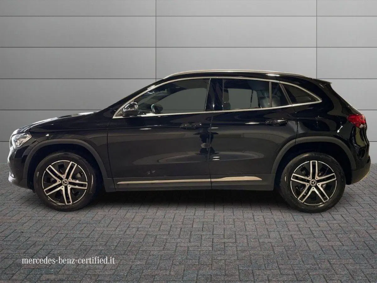 Mercedes-Benz GLA SUV usata a Ancona (2)
