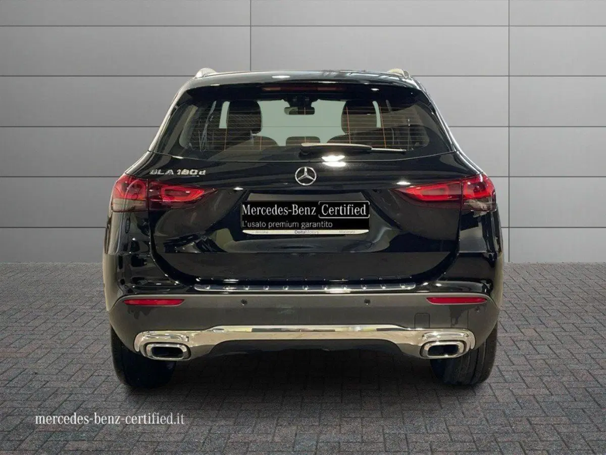 Mercedes-Benz GLA SUV usata a Ancona (4)