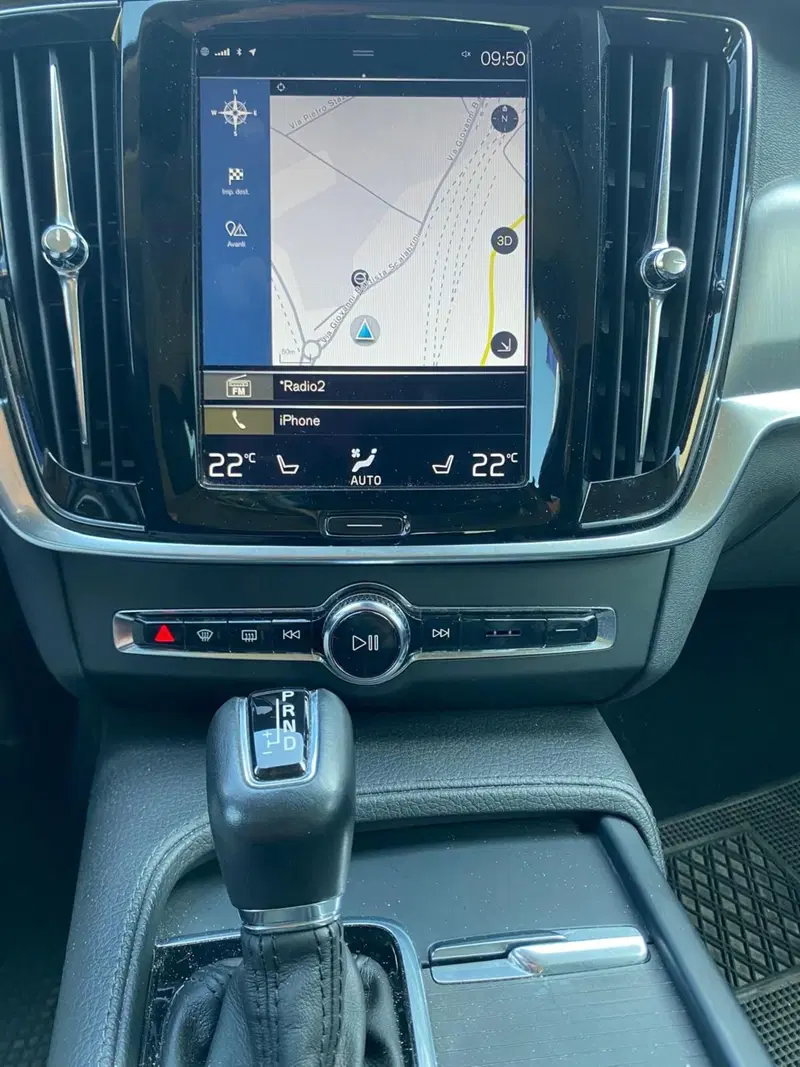 Volvo V90 usata a Como (13)