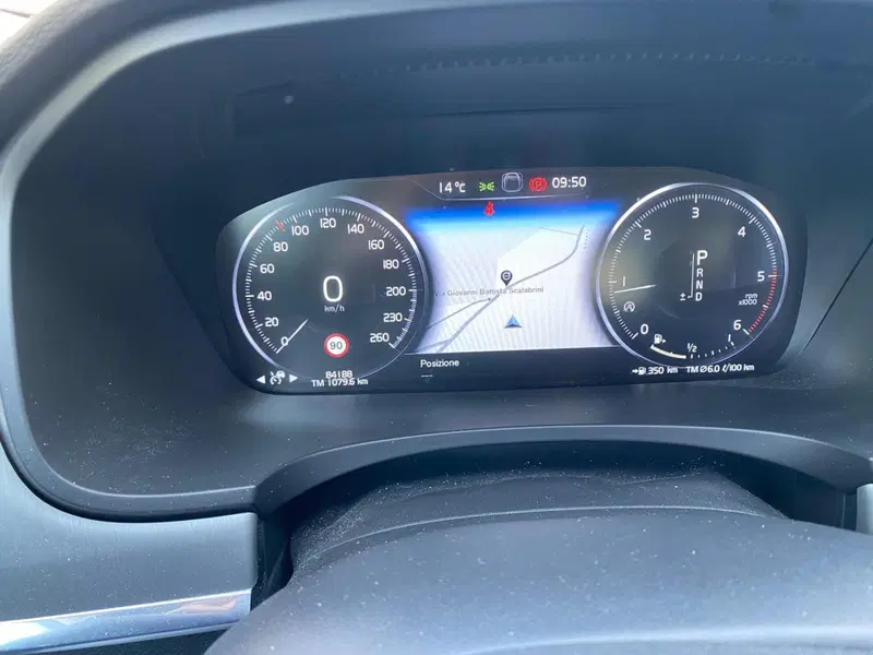 Volvo V90 usata a Como (7)