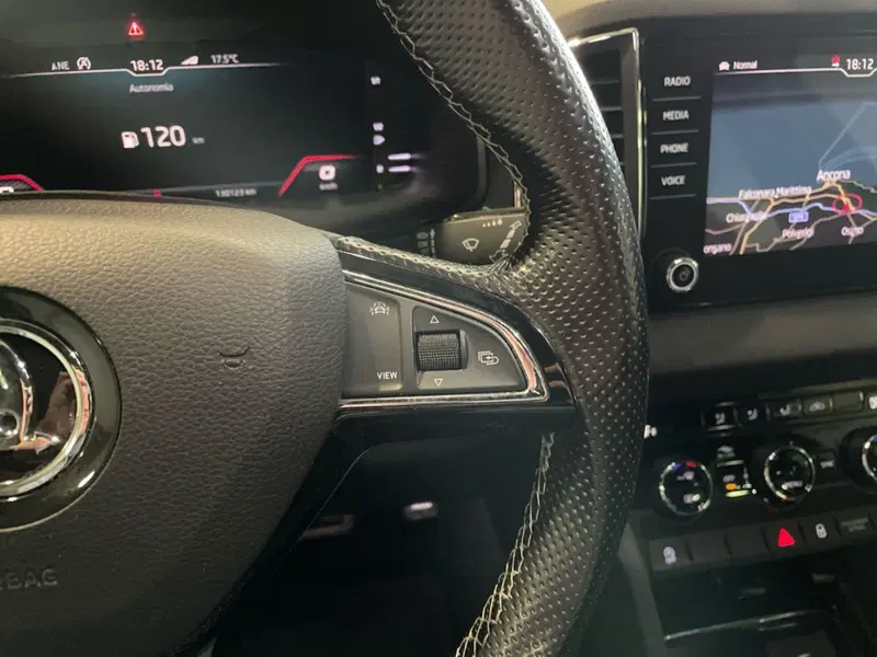 Skoda Karoq usata a Ancona (19)