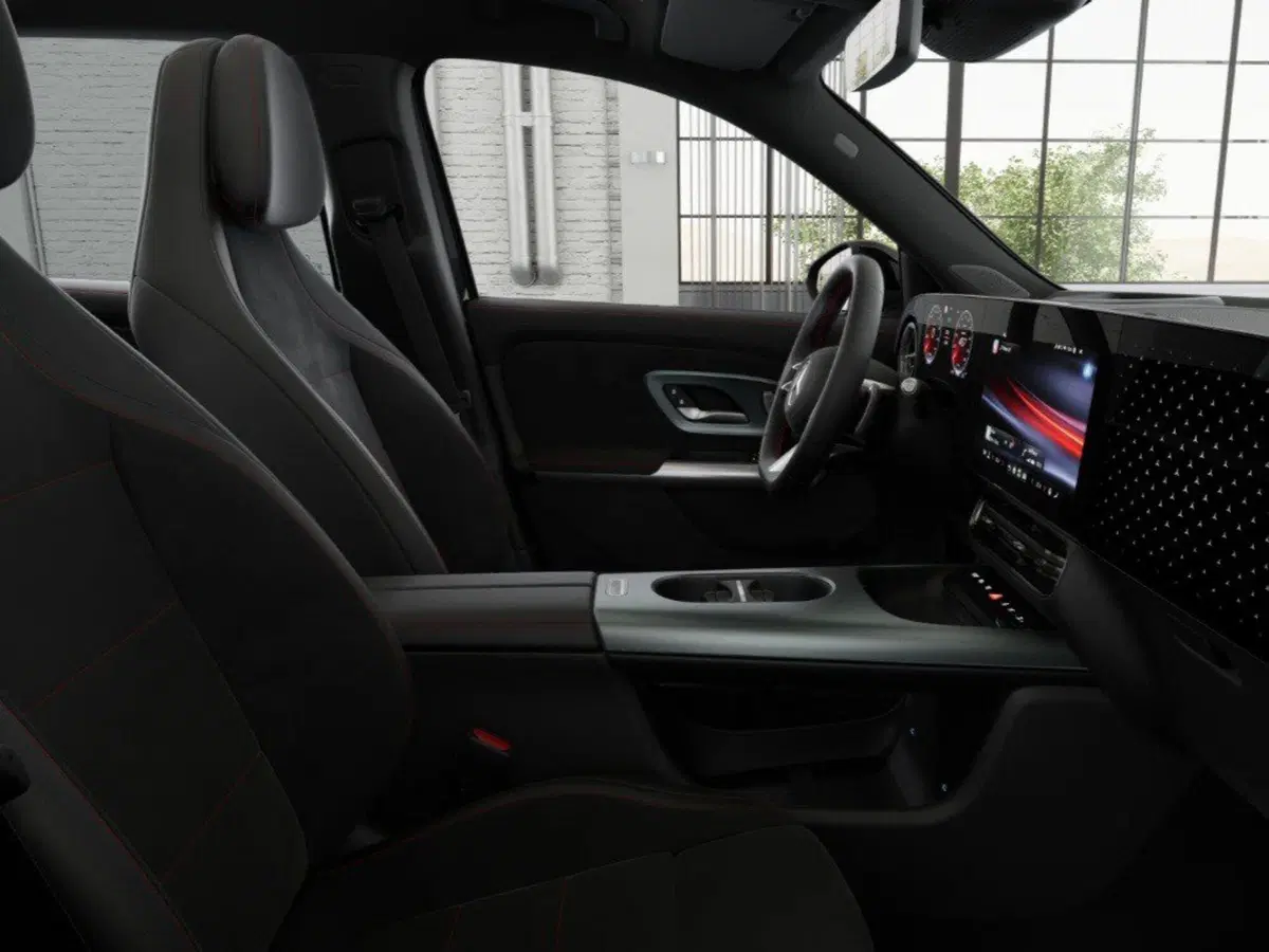 Mercedes-Benz GLB EQ nuova a Macerata (10)