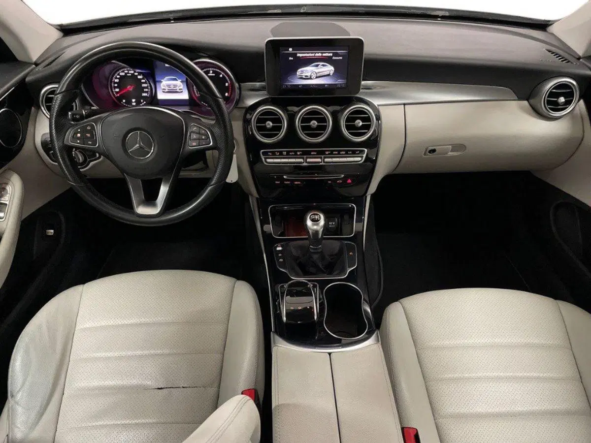 Mercedes-Benz Classe C Coupé usata a Ancona (10)