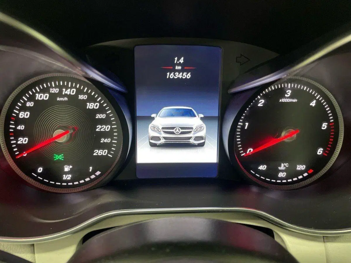 Mercedes-Benz Classe C Coupé usata a Ancona (9)