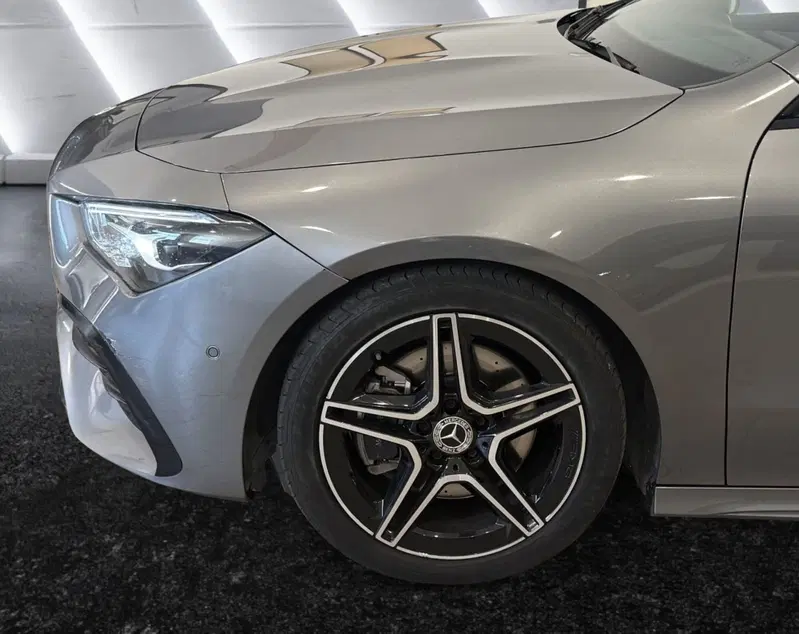Mercedes-Benz CLA usata a Napoli (10)