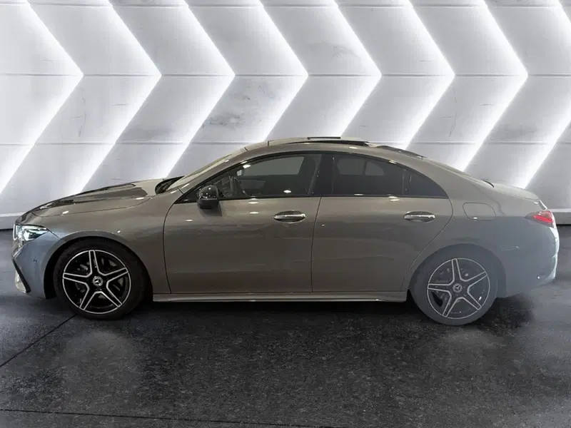 Mercedes-Benz CLA usata a Napoli (8)